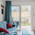 Casa Lidia- Pool, Garden, Parking Apartment