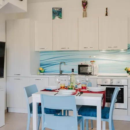 Daire Casa Lidia- Pool, Garden, Parking *