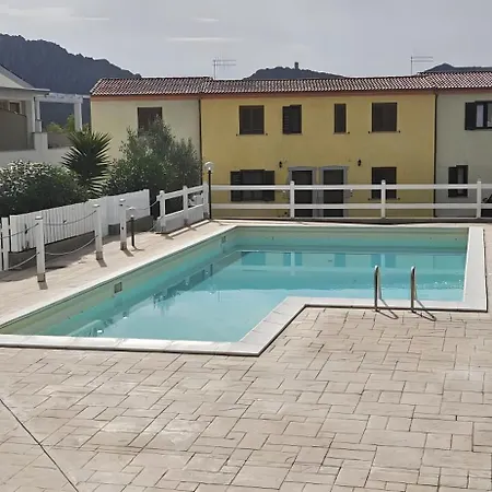 Apartamento Casa Lidia- Pool, Garden, Parking