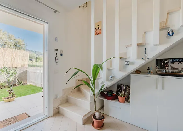 Apartment Casa Lidia- Pool, Garden, Parking Viddalba