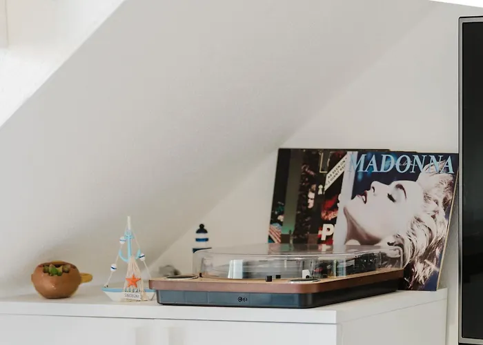 Apartment Casa Lidia- Pool, Garden, Parking